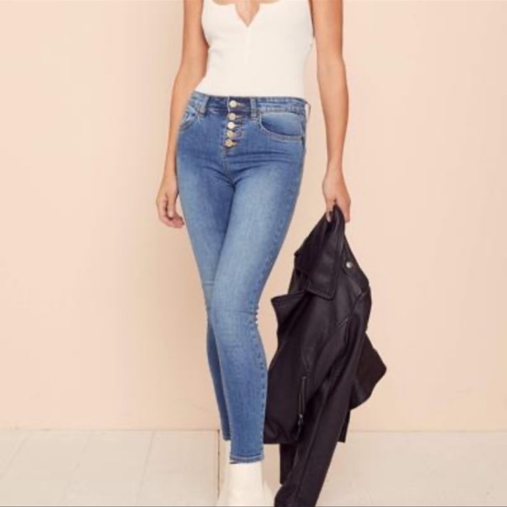 Amuse Society High Waisted Button Skinny Jeans